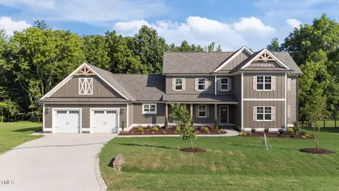543 Allesandra Dr, Clayton, NC 27527