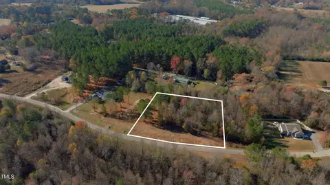215 Georgie Dr, Broadway, NC 27505