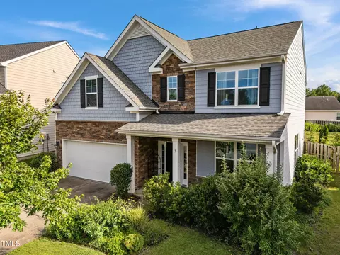 Exterior - 7 Faircroft Ct, Durham, NC 27703 photo 1 of 9