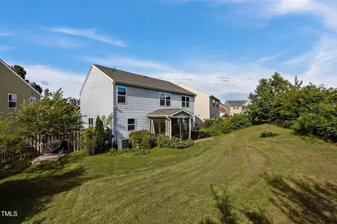 Exterior - 7 Faircroft Ct, Durham, NC 27703 photo 9 of 9