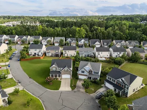 View/Area - 7 Faircroft Ct, Durham, NC 27703 photo 5 of 7