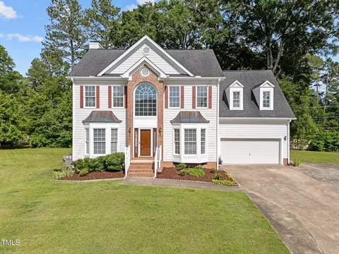 8 Summertime Ct, Durham, NC 27707