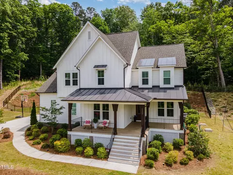 1344 Legend Oaks Dr, Chapel Hill, NC 27517