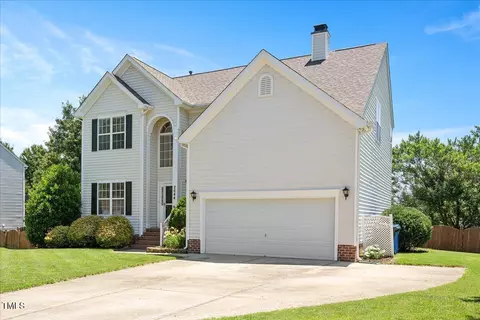2644 Bloomsberry Ridge Dr, Fuquay Varina, NC 27526