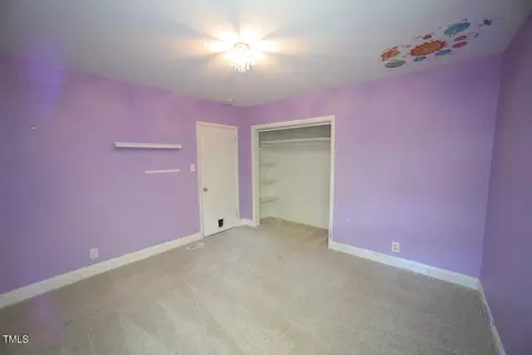 Bedroom - 5112 Stephens Ln, Durham, NC 27712 photo 3 of 3
