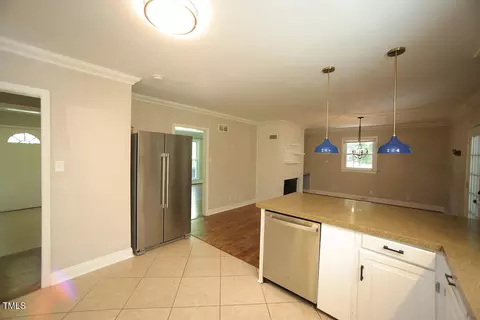 Kitchen - 5112 Stephens Ln, Durham, NC 27712 photo 4 of 4