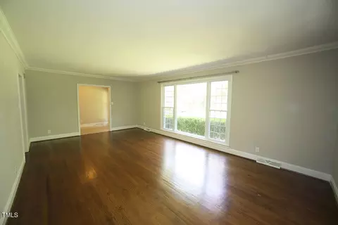 Living - 5112 Stephens Ln, Durham, NC 27712 photo 2 of 3