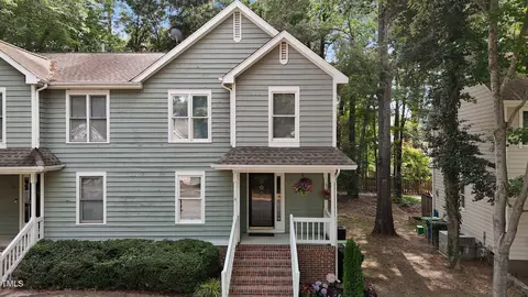 1815 Crystal Downs Ln, Raleigh, NC 27604