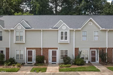 6 Parsons Chase Ln, Durham, NC 27713