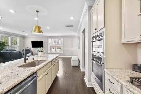1313 Littlehills Dr, Apex, NC 27523