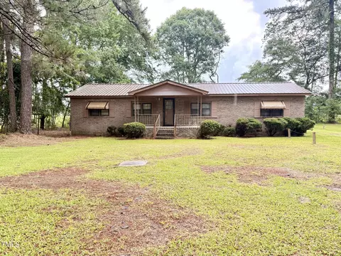 1222 Perkins Rd, Robersonville, NC 27871