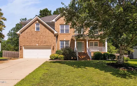 406 Dairy Farm Dr, Hillsborough, NC 27278