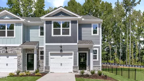 5211 Red Crimson Dr, Willow Spring, NC 27592