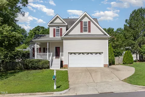 202 Chapel Valley Ln, Apex, NC 27502