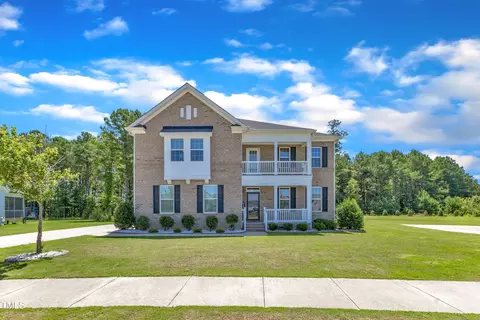 326 S Parliament Way, Clayton, NC 27520