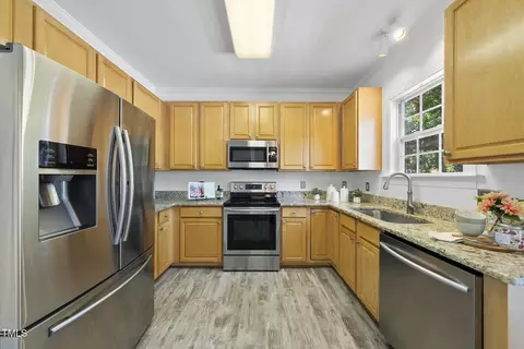 107 Roan Dr, Garner, NC 27529 photo 3