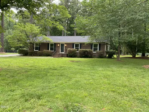 108 Shadowbrook Dr, Hillsborough, NC 27278