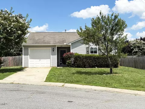 305 Wallington Ct, Mebane, NC 27302