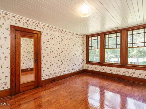 Bedroom - 714 Spring Ln, Sanford, NC 27330 photo 6 of 7