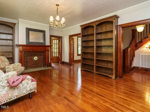 Living - 714 Spring Ln, Sanford, NC 27330 photo 2 of 8