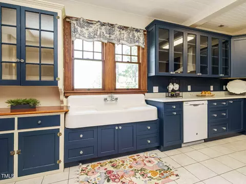 Kitchen - 714 Spring Ln, Sanford, NC 27330 photo 3 of 4
