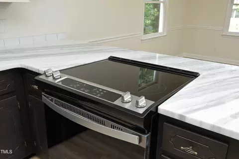 Kitchen - 409 Glaive Dr, Durham, NC 27703 photo 5 of 5