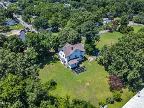 View/Area - 118 N 7th St, Smithfield, NC 27577 photo 8 of 11