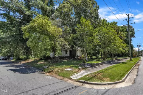 Exterior - 118 N 7th St, Smithfield, NC 27577 photo 15 of 17