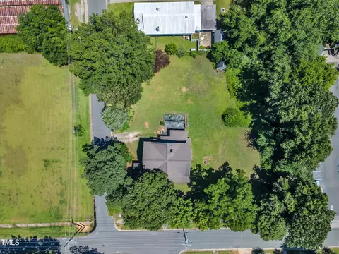 View/Area - 118 N 7th St, Smithfield, NC 27577 photo 1 of 11