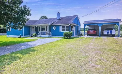 1400 E Broad, Elizabethtown, NC 28337