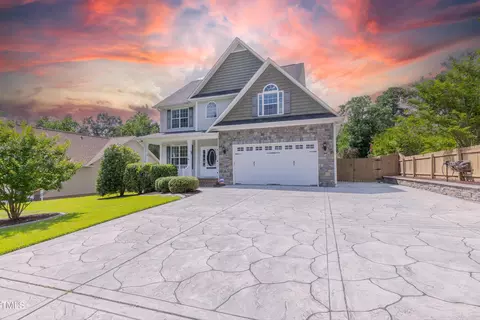 168 Melody Ln, Cameron, NC 28326