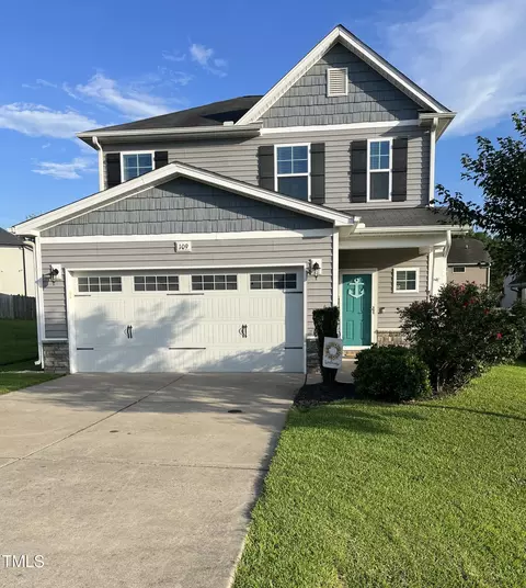 109 E Webber Lane Ln, Clayton, NC 27527