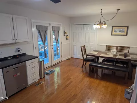 Dining - 908 E Hudson Ave, Durham, NC 27704 photo 1 of 1