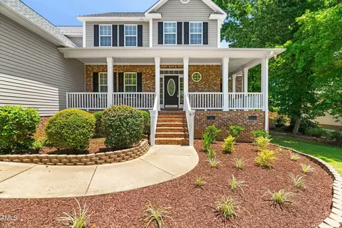 63 Majestic Oak Dr, Garner, NC 27529