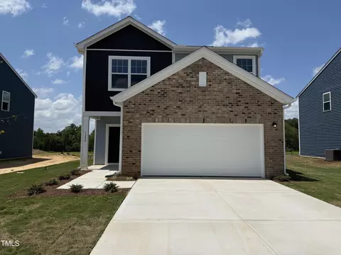 1250 Pond Overlook Dr, Nashville, NC 27856
