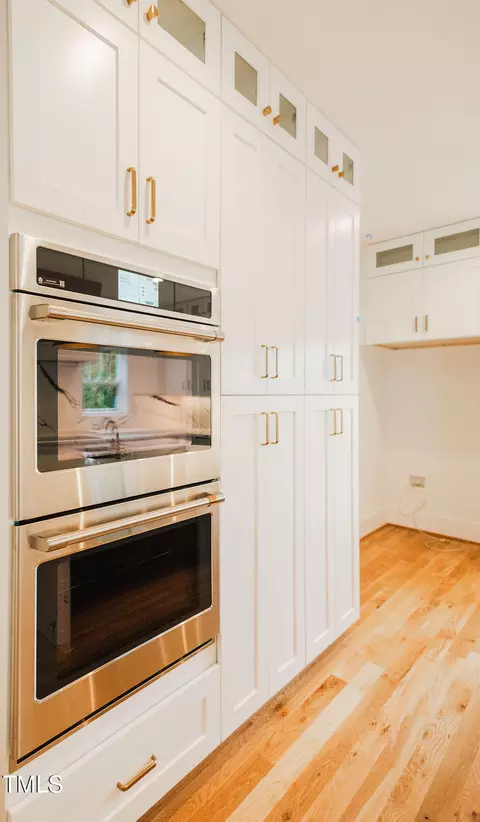 Kitchen - 415 E Lavender Ave, Durham, NC 27704 photo 5 of 6