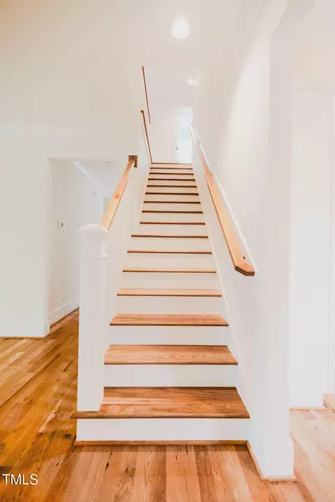 Entry Way - 415 E Lavender Ave, Durham, NC 27704 photo 2 of 4