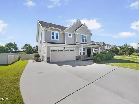 1092 Adams Point Dr, Garner, NC 27529