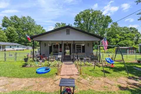 820 1st St, Kings Mountain, NC 28086
