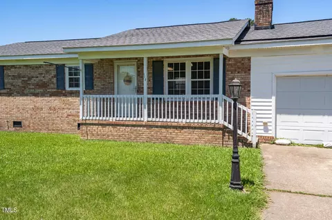 117 James Dr, Pine Level, NC 27568 photo 5