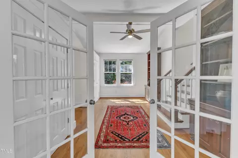 Entry Way - 406 E Whitaker Mill Rd, Raleigh, NC 27608 photo 2 of 7