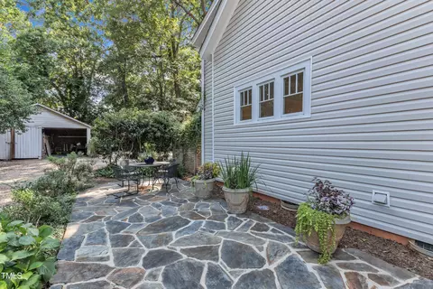 Exterior - 406 E Whitaker Mill Rd, Raleigh, NC 27608 photo 6 of 11