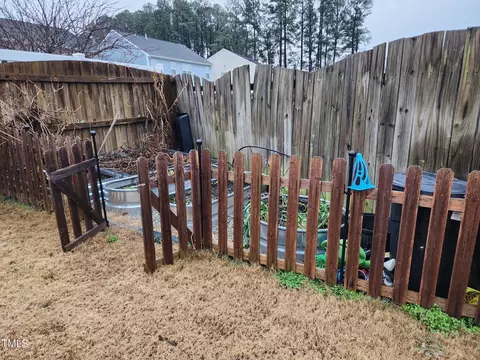 Exterior - 302 Glenview Ln, Durham, NC 27703 photo 5 of 6