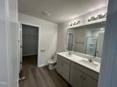 Bath - 1175 Beaver Creek Rd, Deep Run, NC 28525 photo 3 of 5