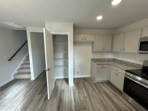 Kitchen - 1175 Beaver Creek Rd, Deep Run, NC 28525 photo 2 of 2