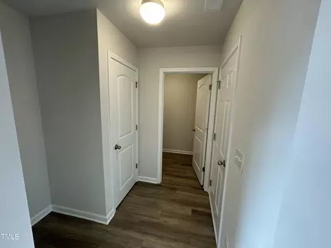 Entry Way - 1175 Beaver Creek Rd, Deep Run, NC 28525 photo 2 of 5