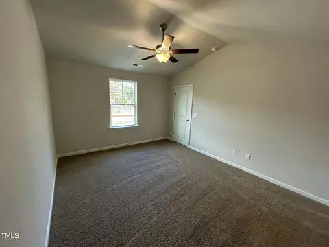 Bedroom - 1175 Beaver Creek Rd, Deep Run, NC 28525 photo 3 of 8