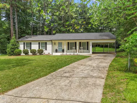 404 Troy Pl, Raleigh, NC 27609