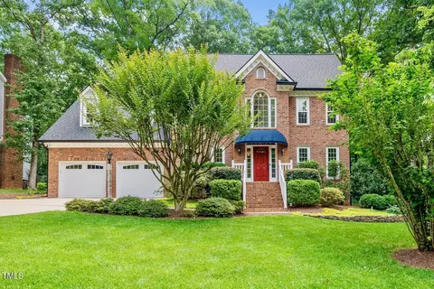1030 W Sterlington Pl, Apex, NC 27502