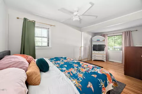 Bedroom - 1120 E Oak Dr, Durham, NC 27712 photo 1 of 4